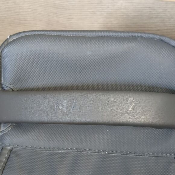 DJI Mavic 2 Upright Shoulder Bag Men's - Picture 10 of 10